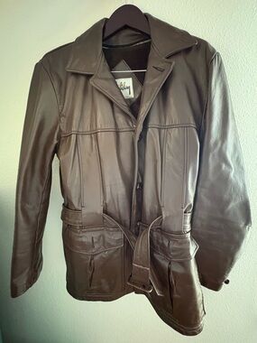 It’s a Holiday Brown Leather Lined Jacket ~ Size L